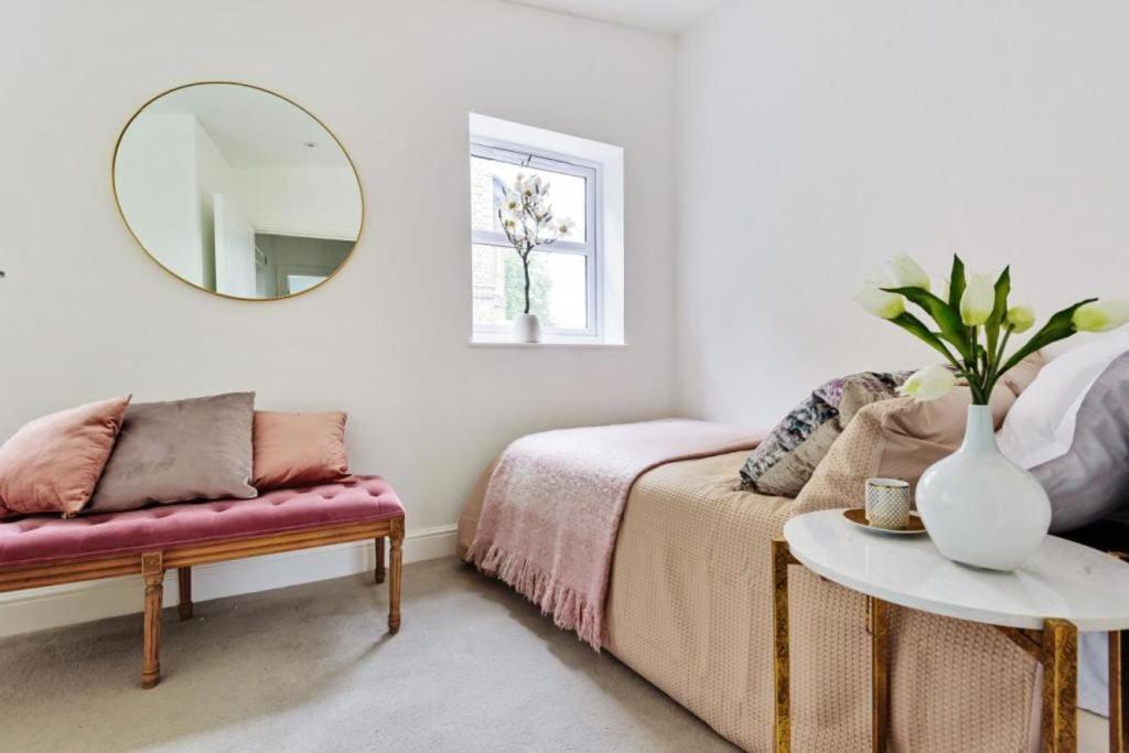 Amazing 3 Bed Interior Designed House With Garden - 114 The Hervey Londres Exterior foto